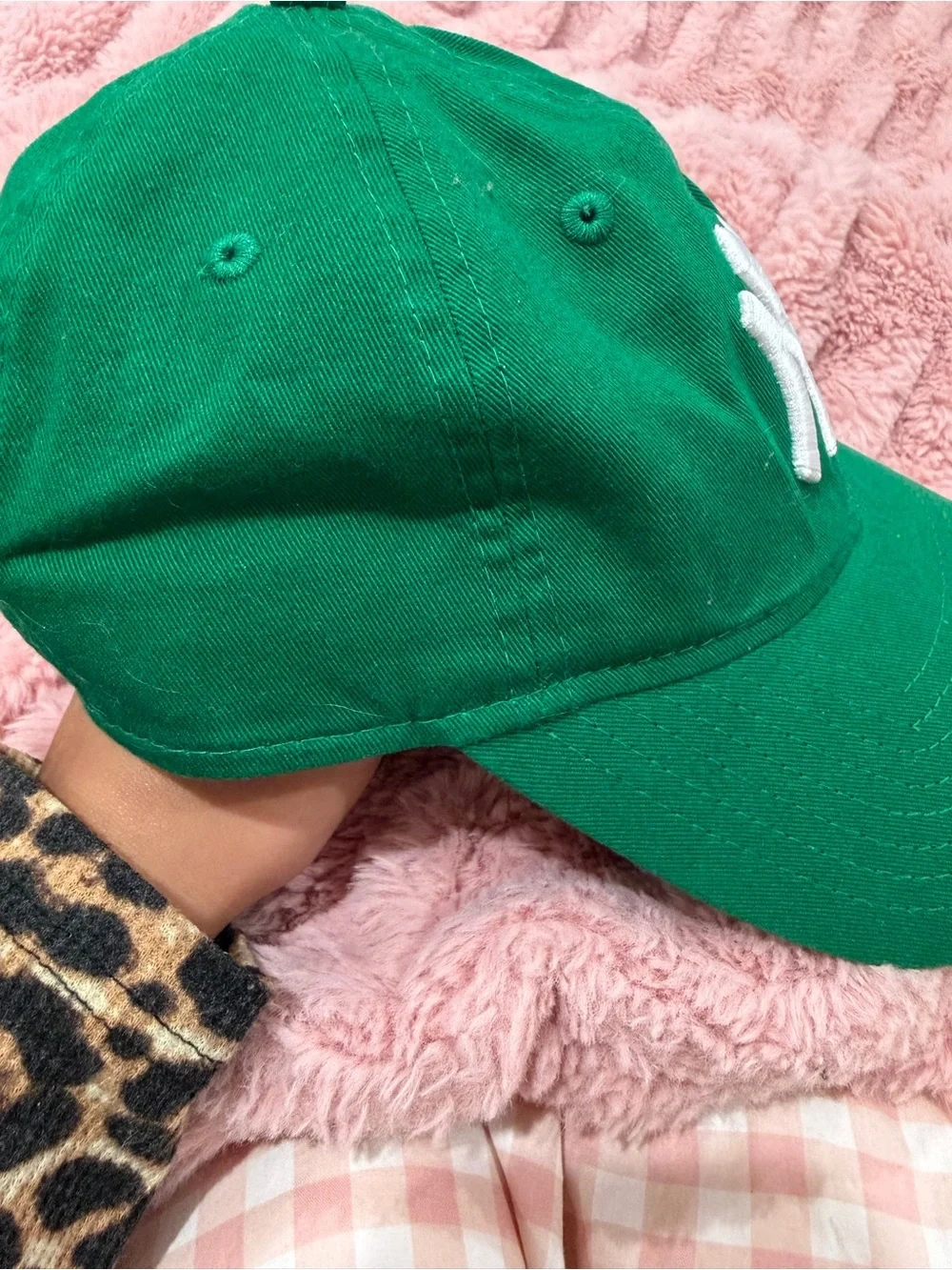 New Era Yankees Green Baseball Cap with White Logo